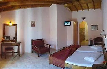 加利尼一室公寓酒店 *